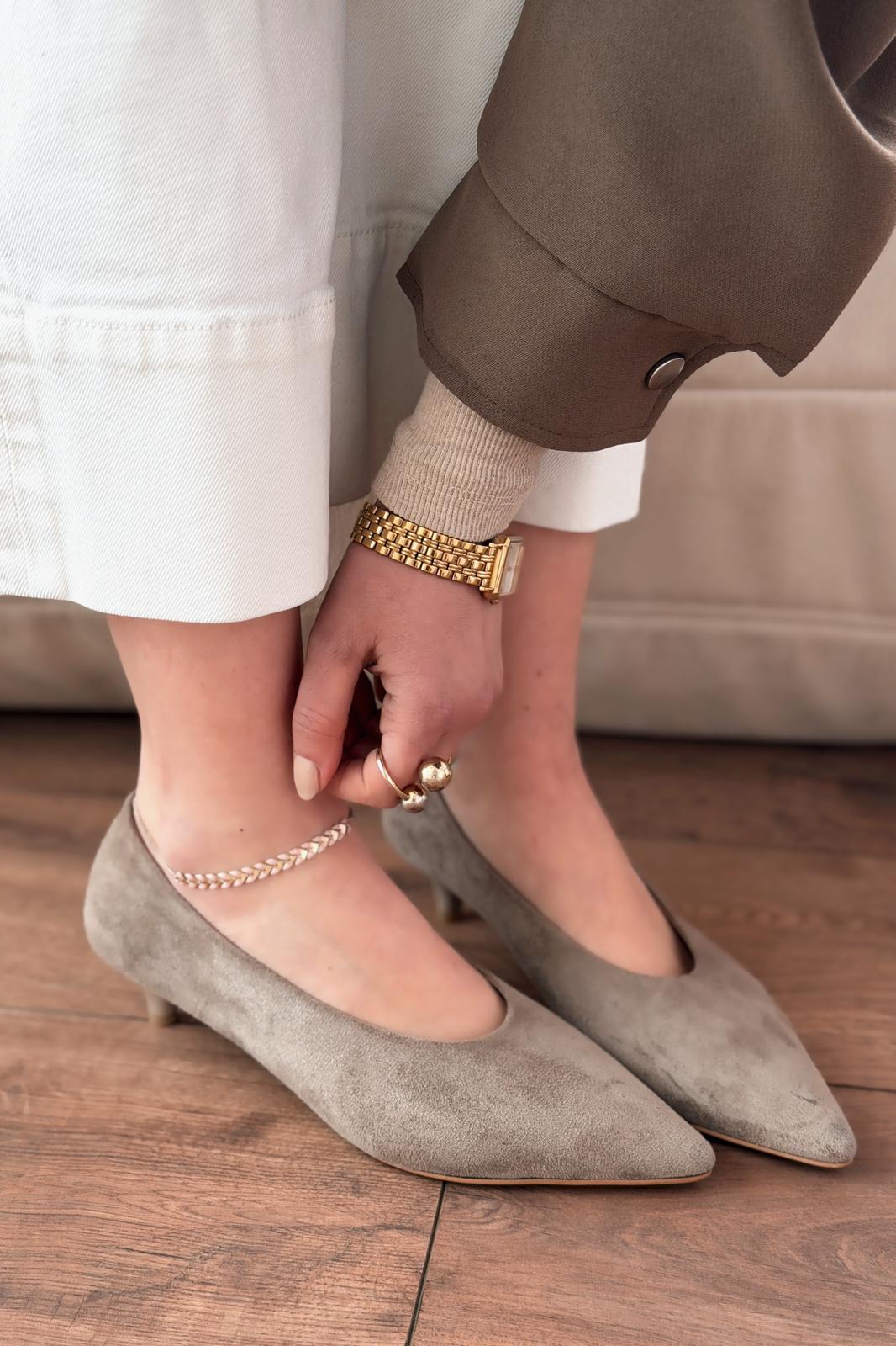 Seranis Taupe Suede Women's Pumps