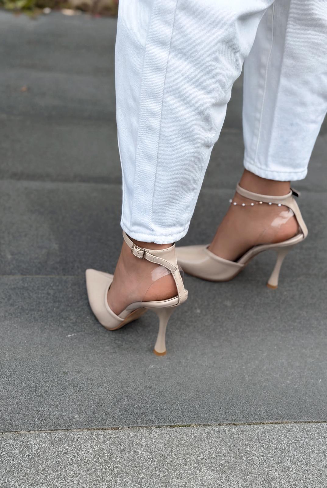 Rovire Beige Crinkled Patent Faux Leather Women's Stilettos