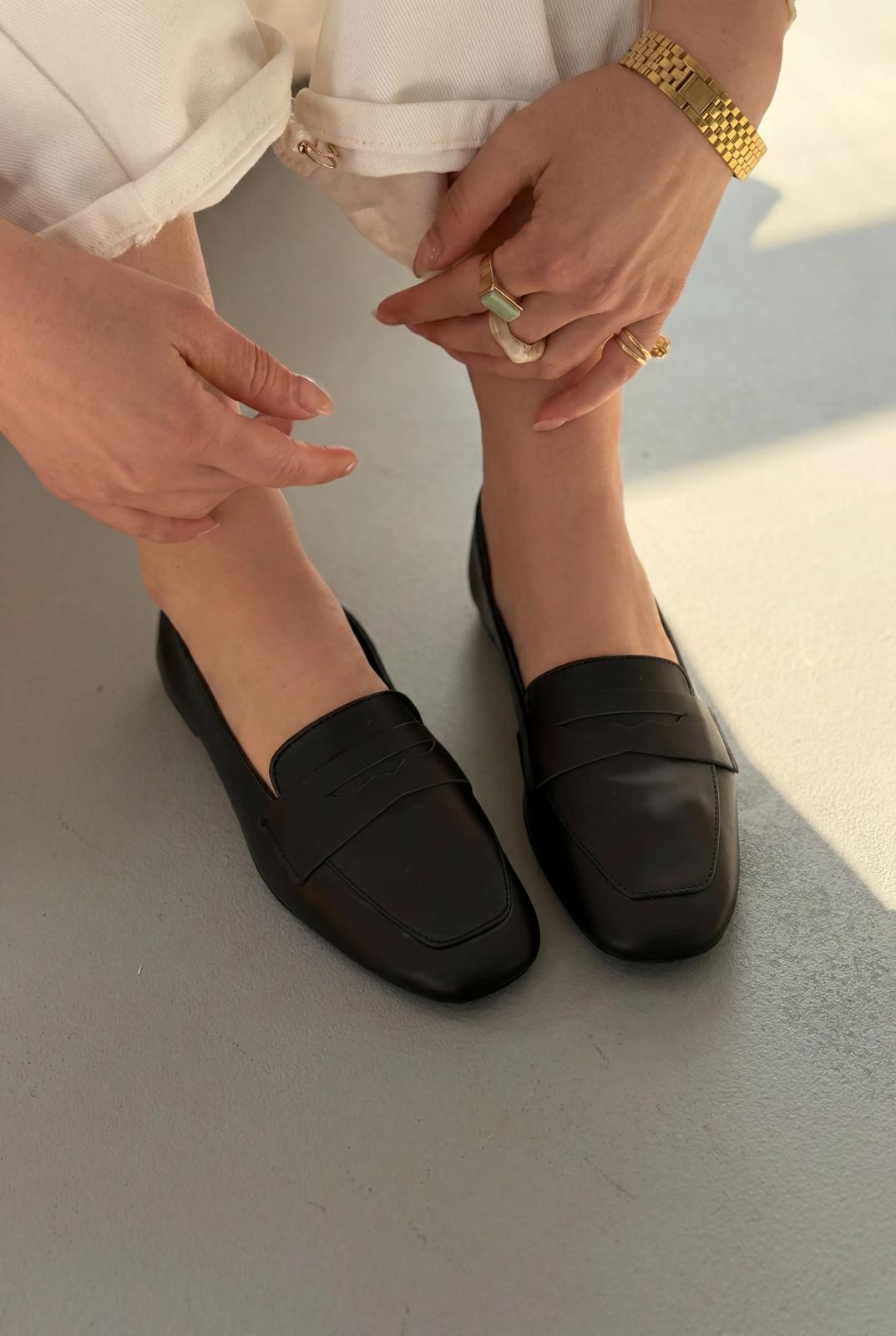 Melniel Black Genuine Leather Women's Loafers