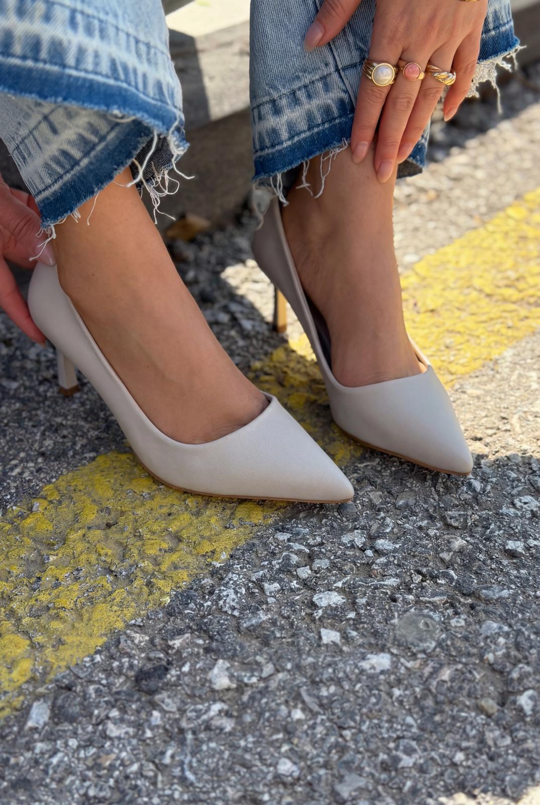 Delvion Beige Faux Leather Women's Stilettos