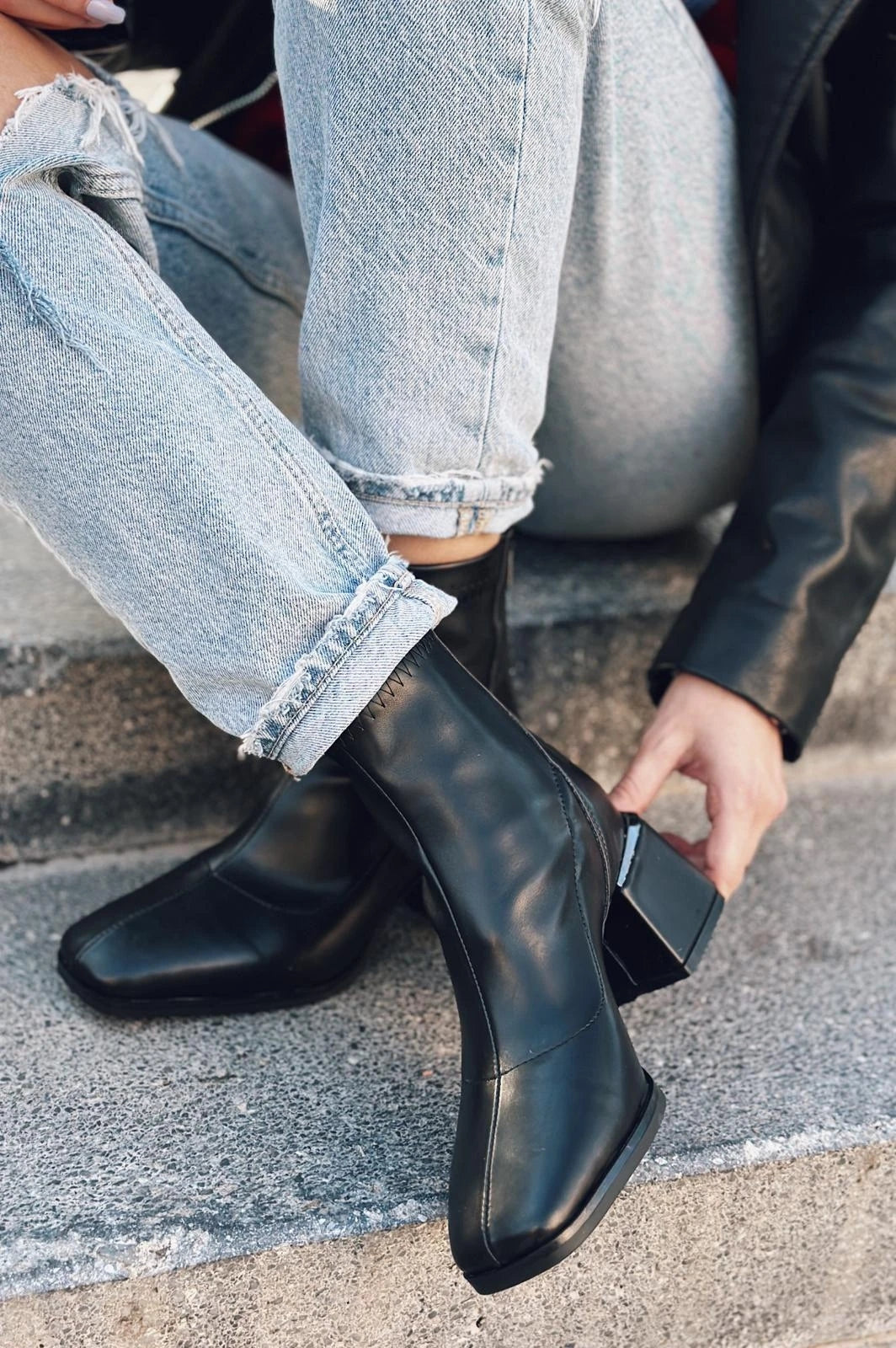 Daviyo Black Faux Leather Stretch Women's Boots