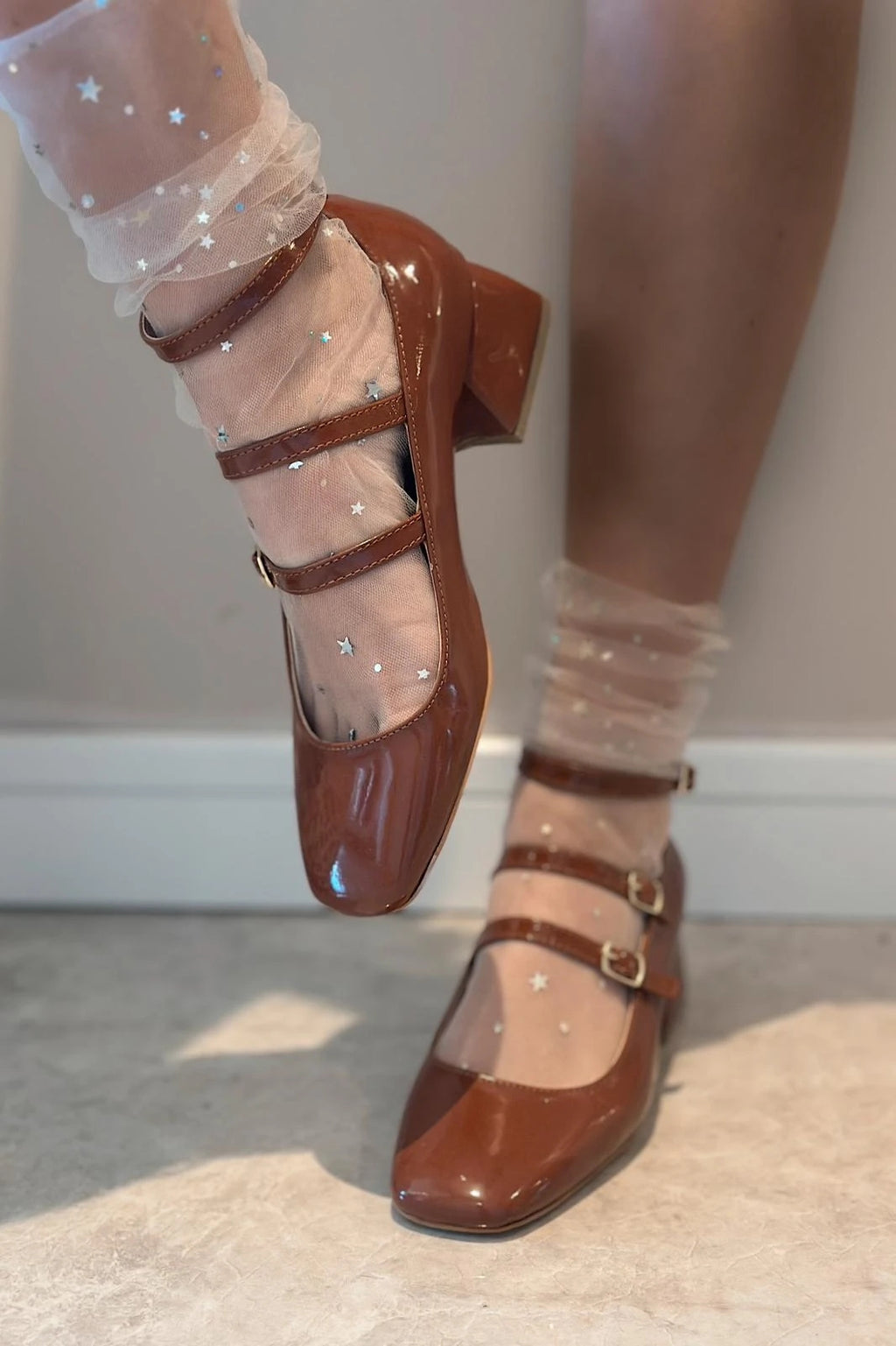 Noteras Brown Patent Faux Leather Women's Mary Jane