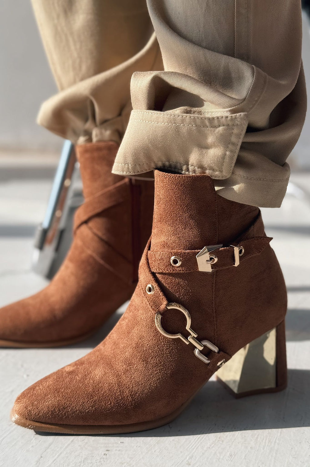 Ednaw Suede Buckle Detail Tan Pumps Boots
