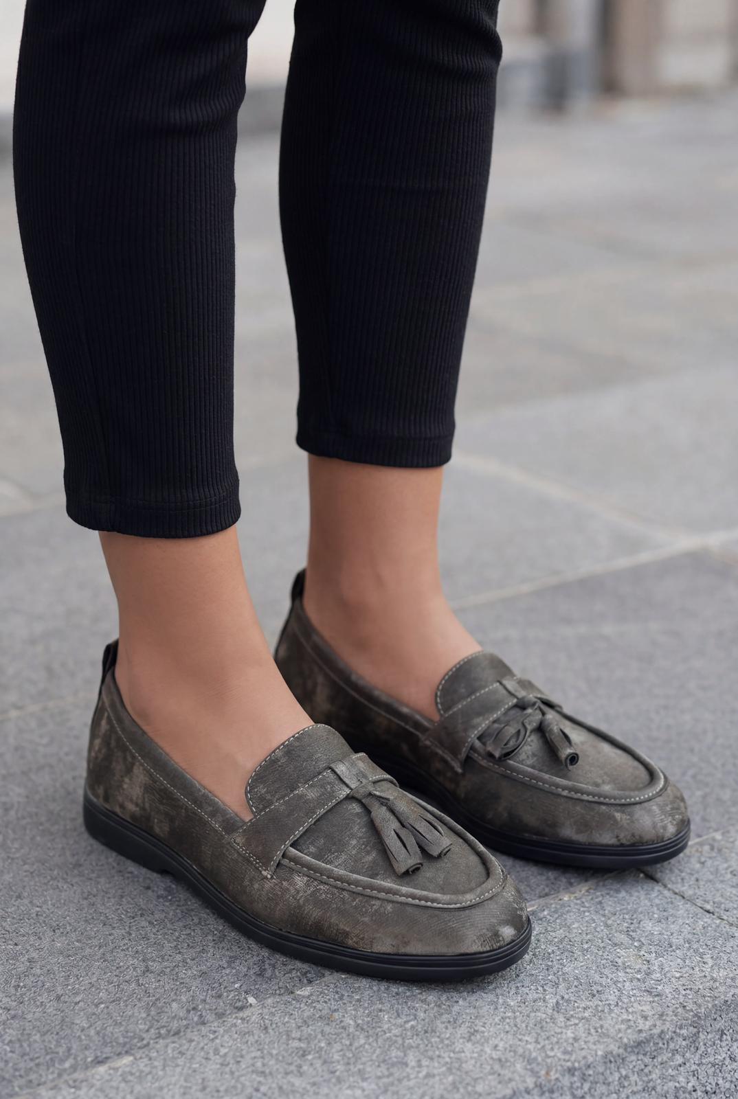 Yorvik Grey Satin Women's Loafers