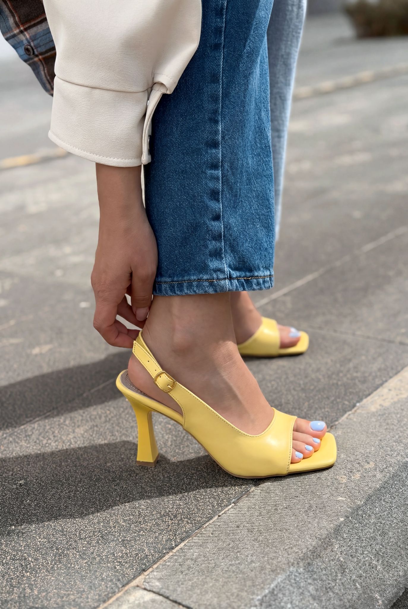 Solvion Yellow Faux Leather Women's Pumps Sandals