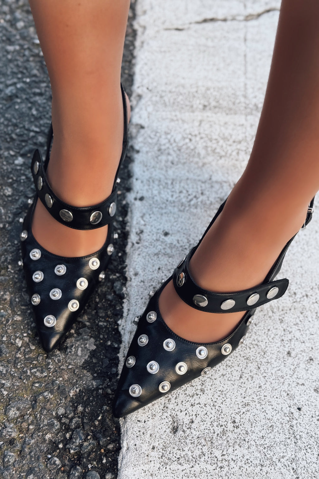 Selorin Black Faux Leather Studded Stiletto