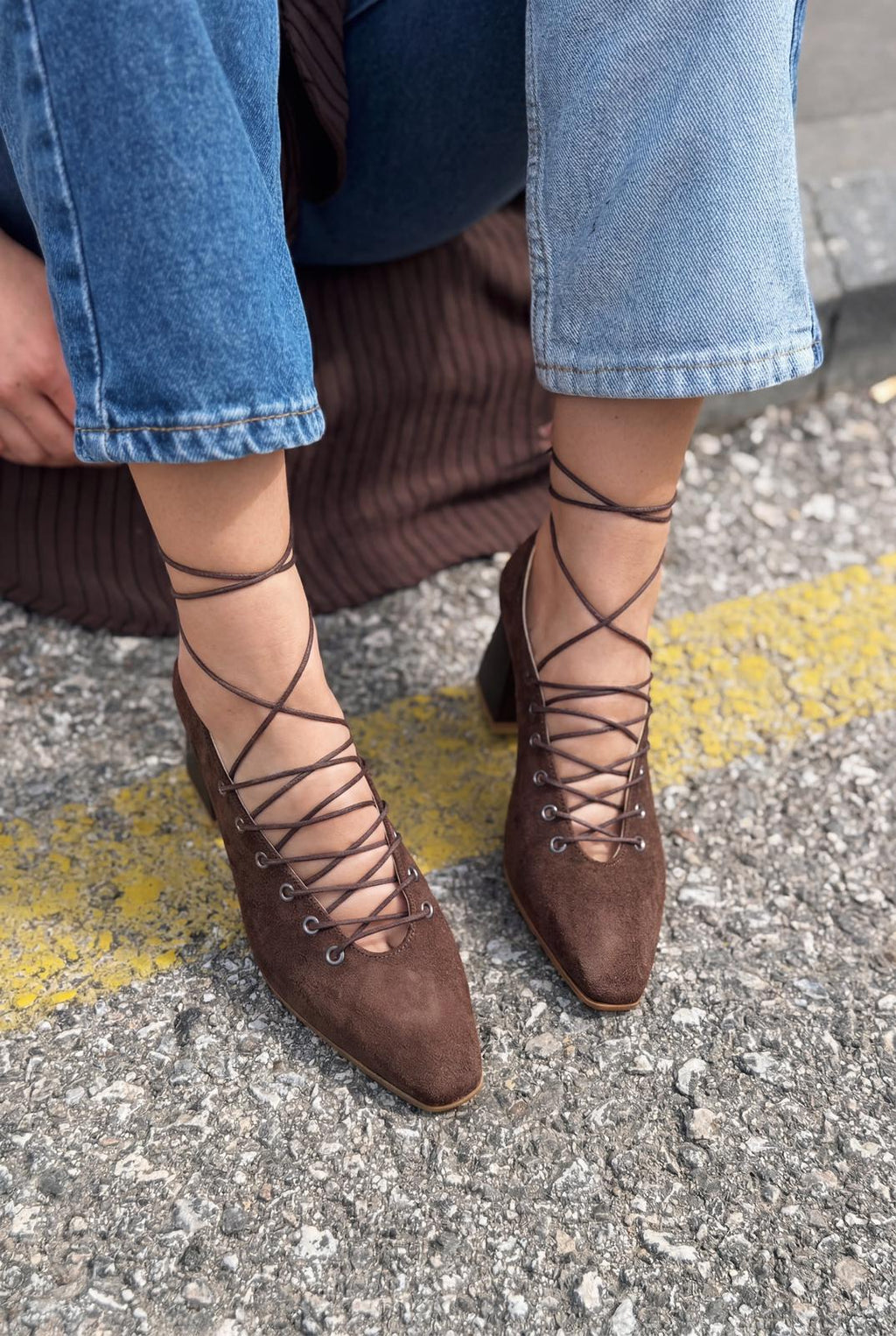 Temora Dark Brown Suede Women's Pumps