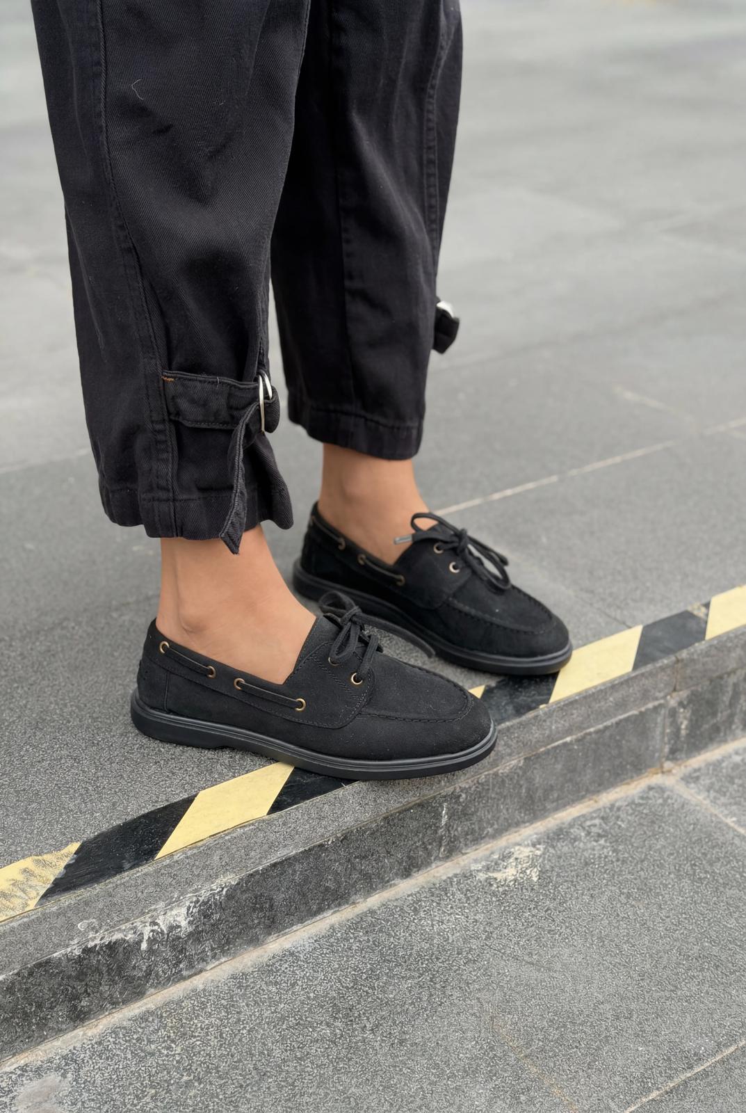 Morin Black Suede Women's Oxford Shoes
