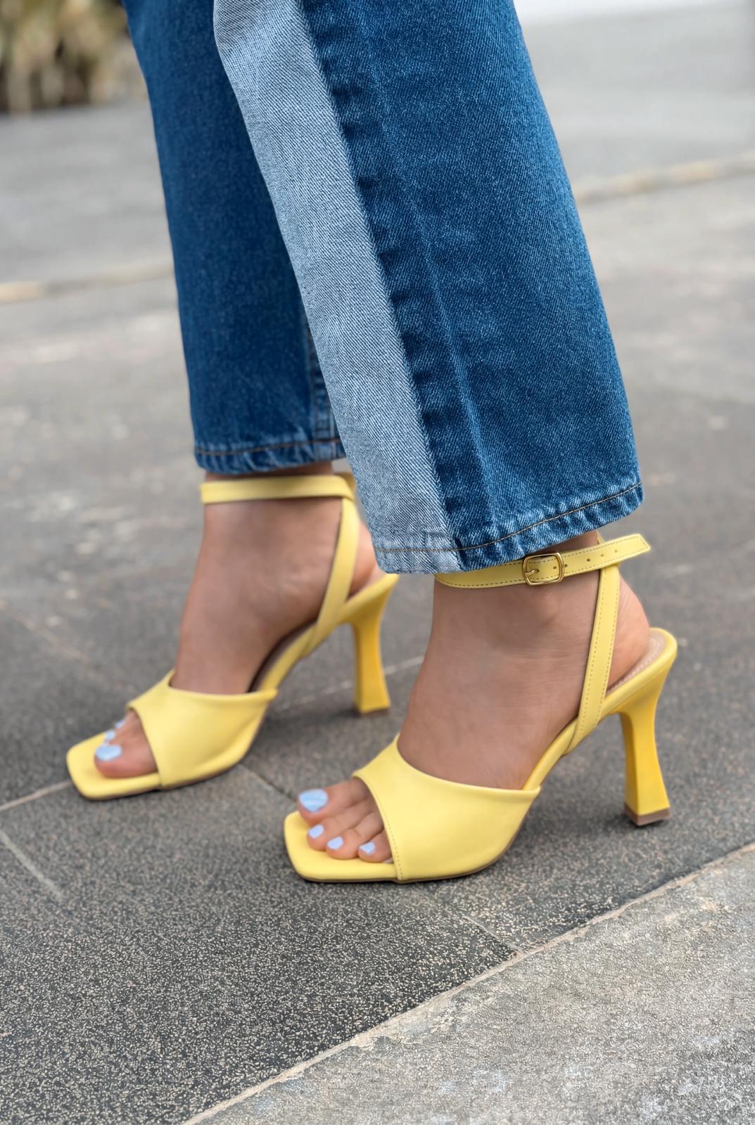 Velniel Yellow Faux Leather Women's Pumps Sandals