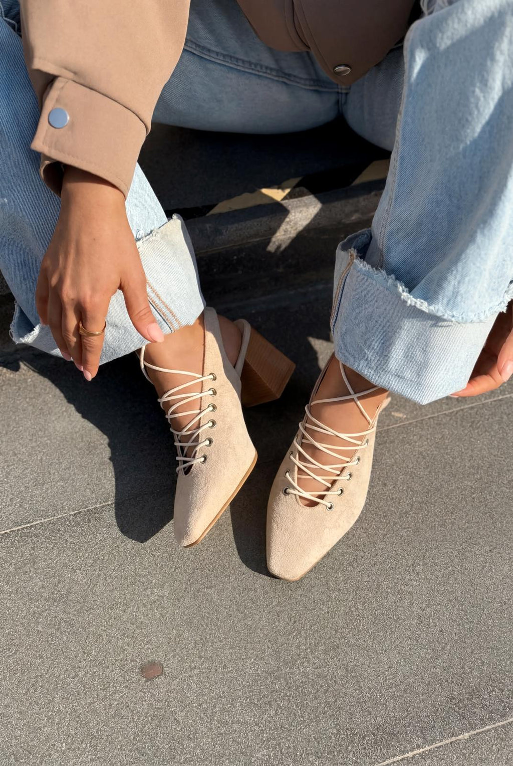 Yorella Beige Suede Women's Pumps