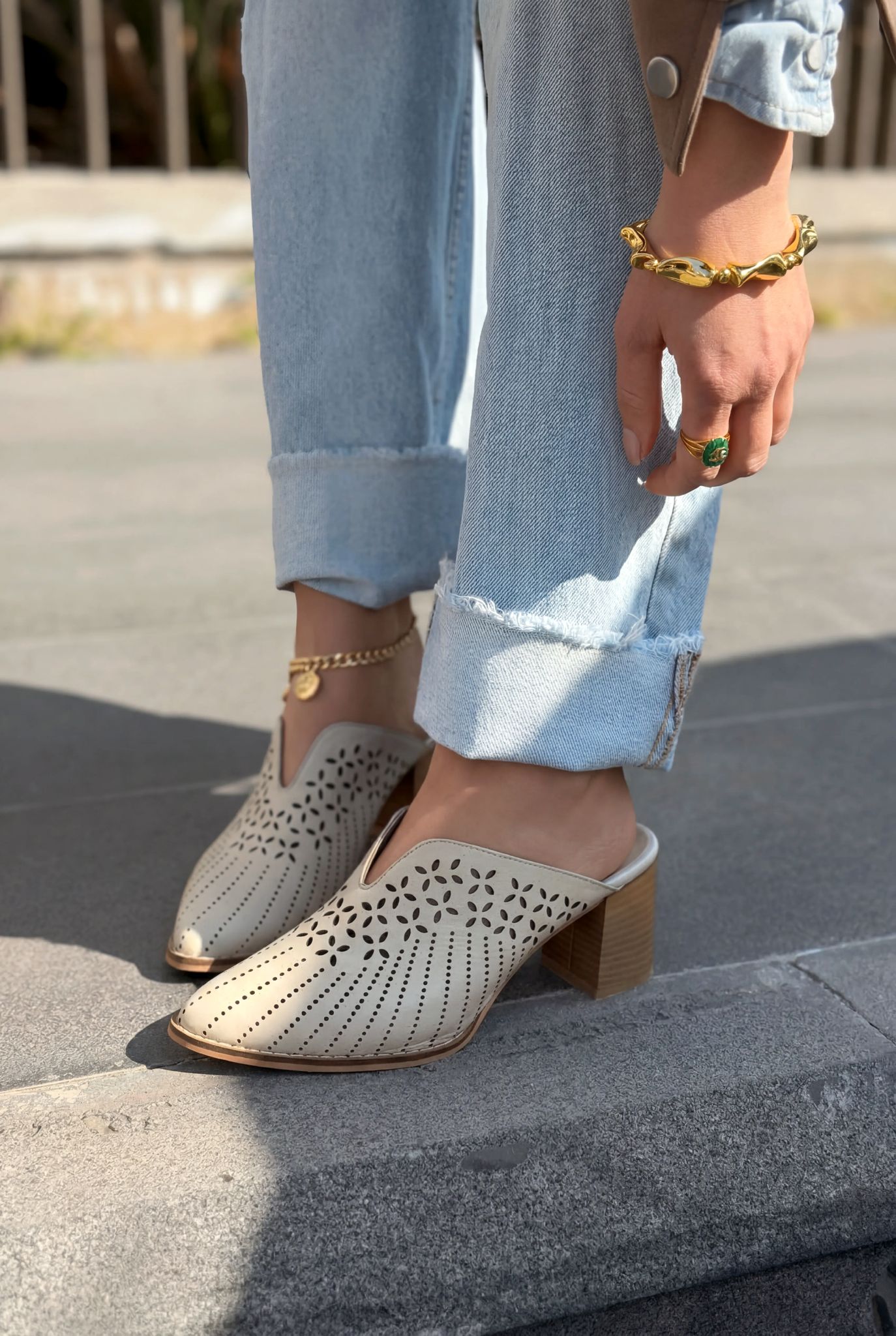 Noravina Genuine Leather Pumps Mule Beige