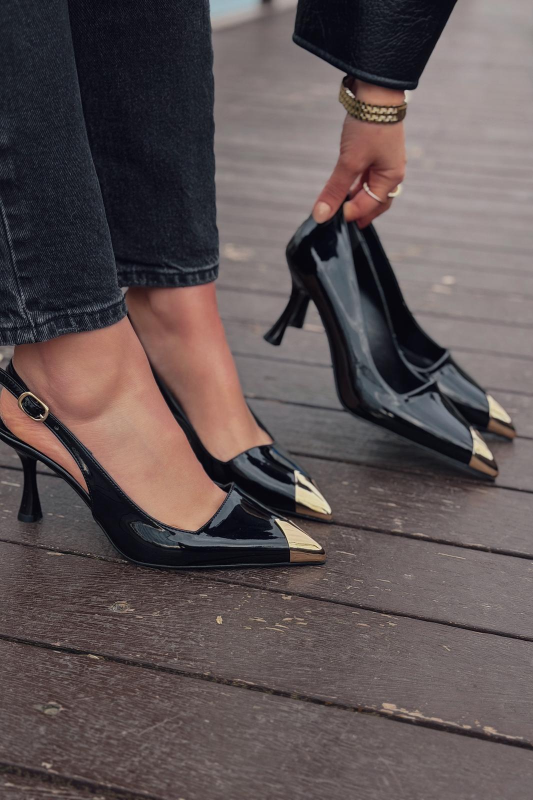 Caligo Black Patent Faux Leather Women's Stilettos