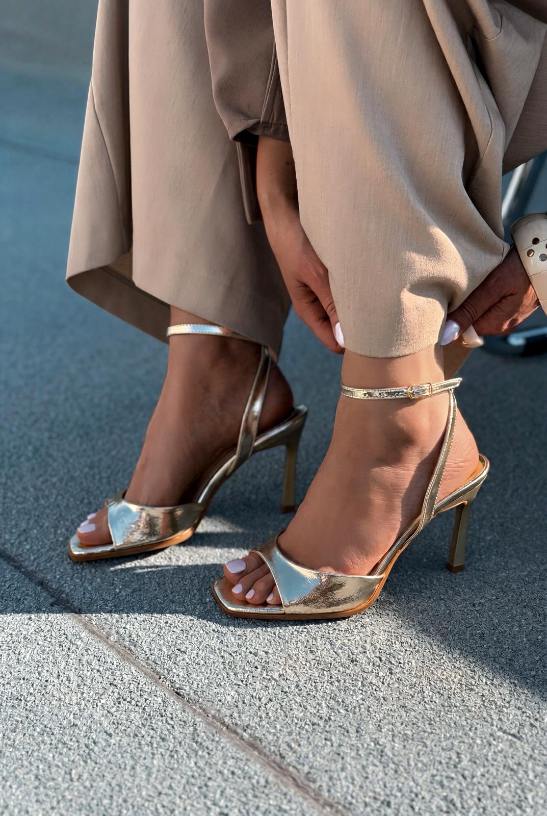 Elvona Gold Patent Faux Leather Women's Pumps