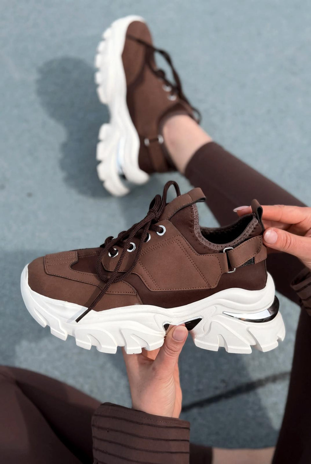 Delorin Dark Brown Women's Sneakers