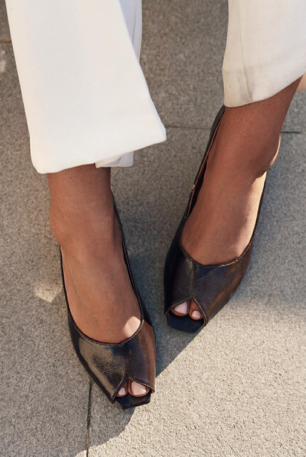 Norvion Light Brown Crinkled Patent Leather Women's Pumps