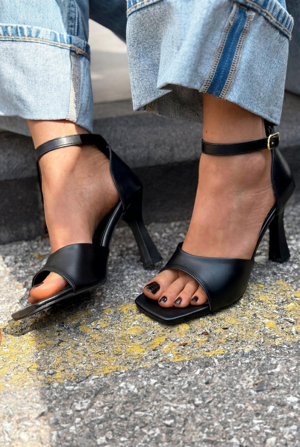 Arnel Black Faux Leather Women's Pumps Sandals