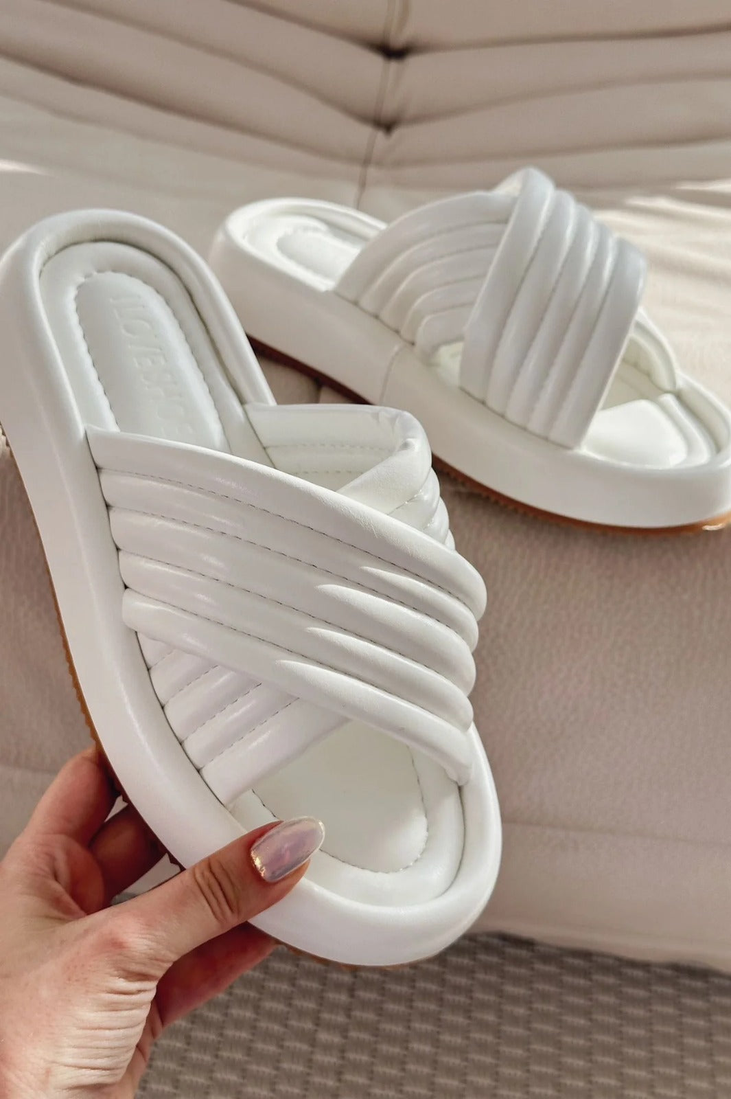 Zayten White Faux Leather Women's Cross-Strap Slides