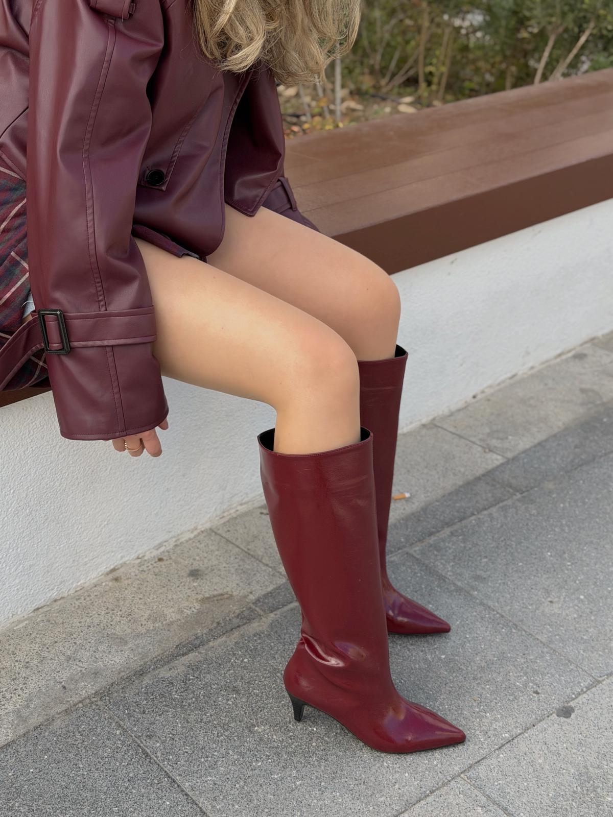 Remni Women's Bordeaux Crinkle Patent Faux Leather Boots