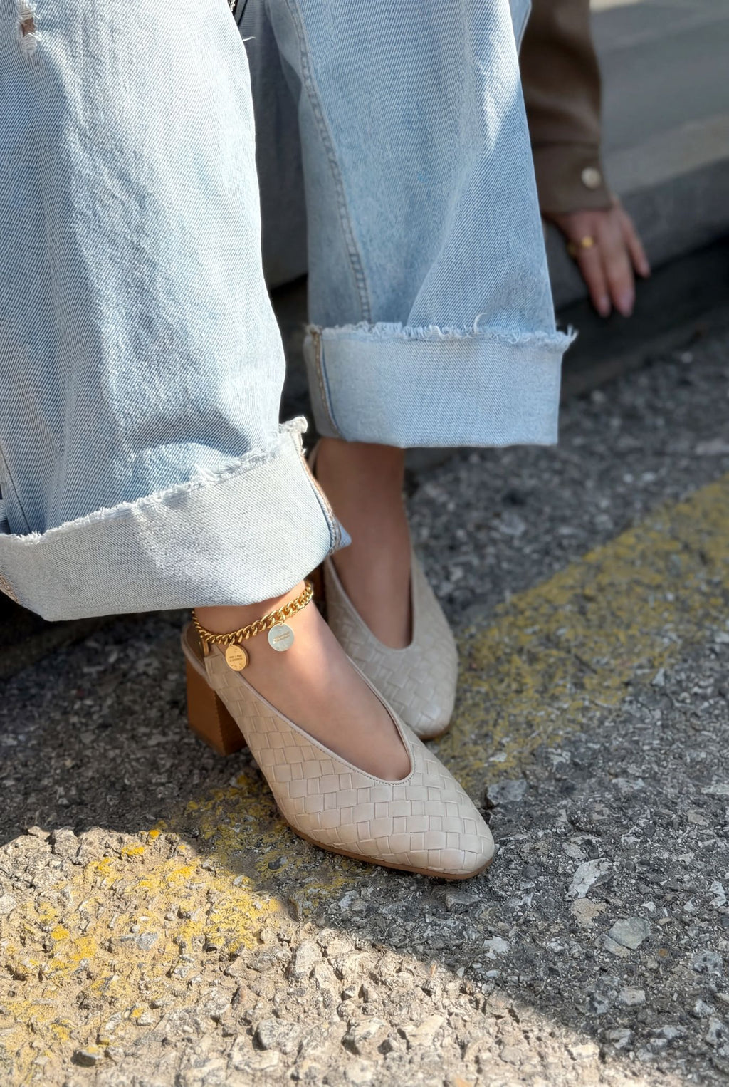 Meladina Beige Woven Pattern Faux Leather Women's Pumps