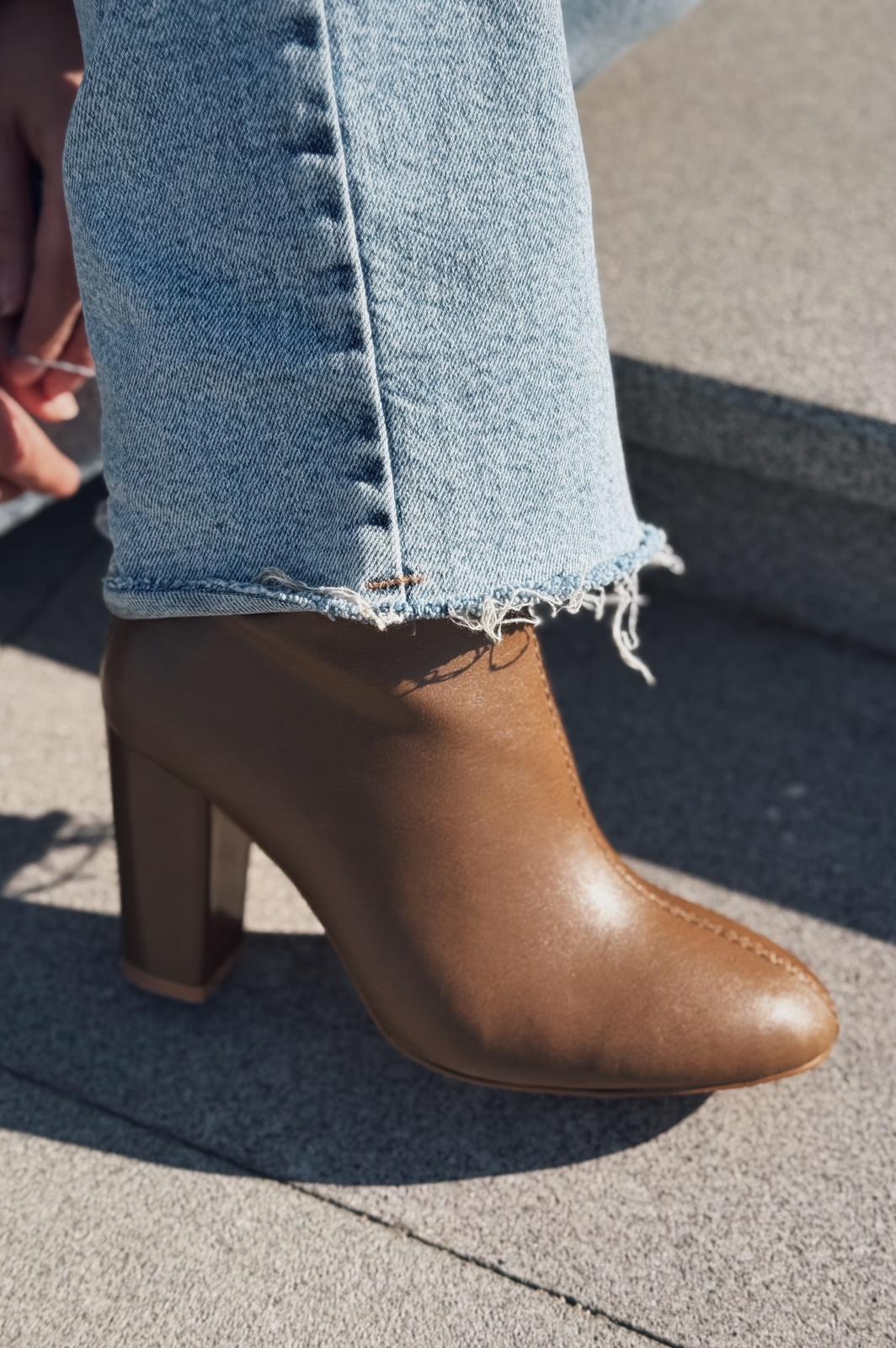 Sionsa Camel Faux Leather High Heel Boots
