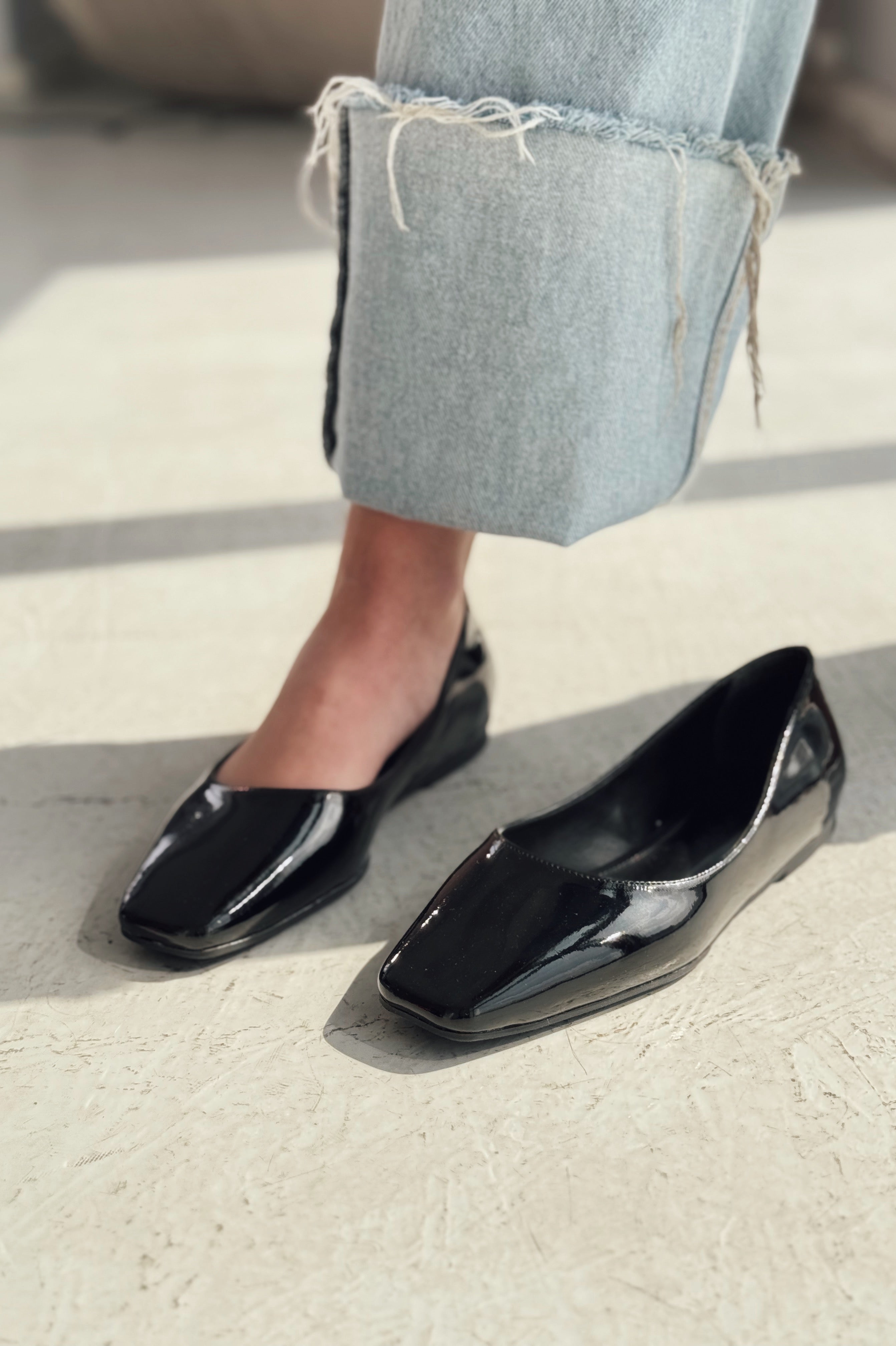 Canris Black Patent Faux Leather Women's Square Toe Mary Jane Flats
