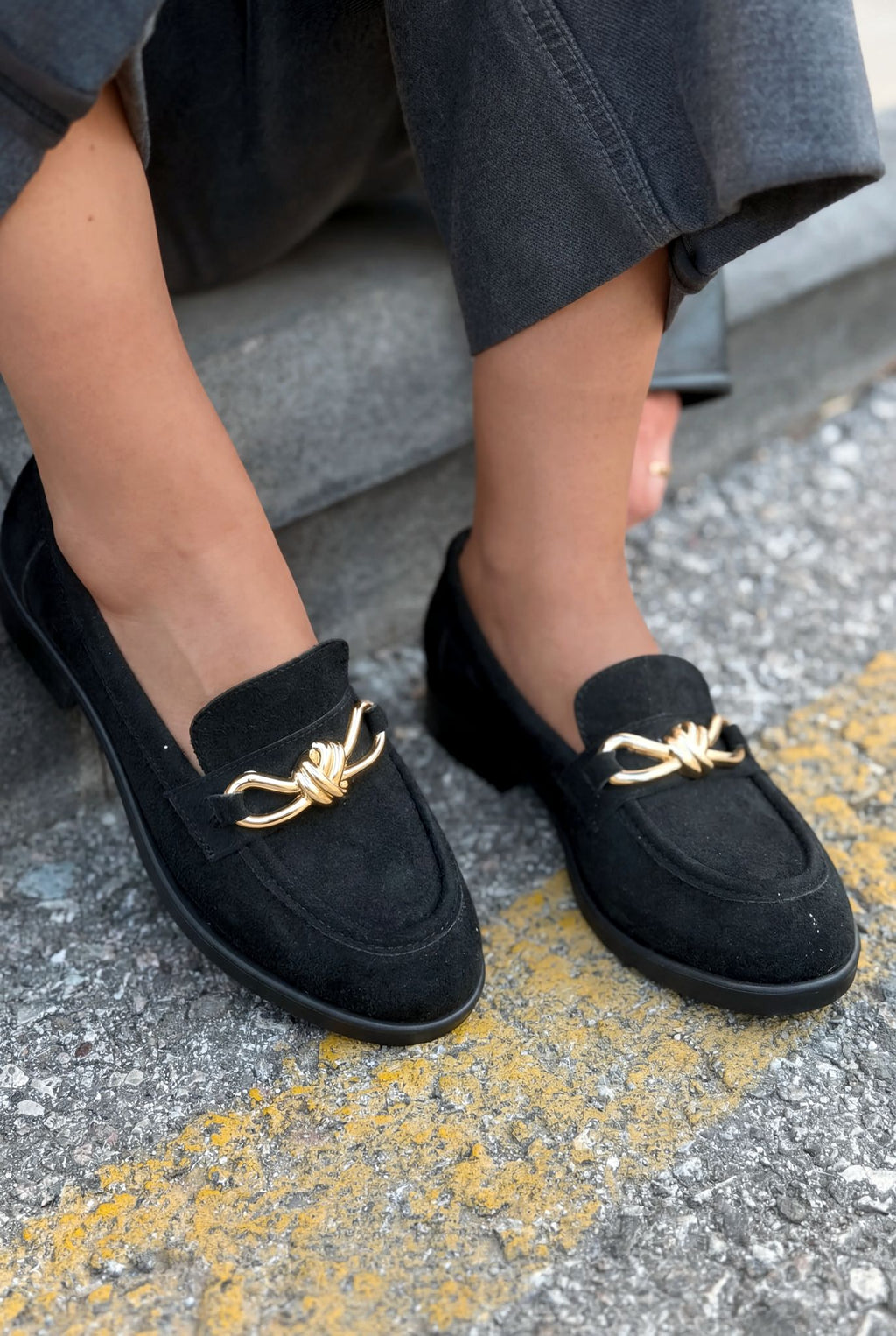 Norel Black Suede Bow Detail Women's Loafers