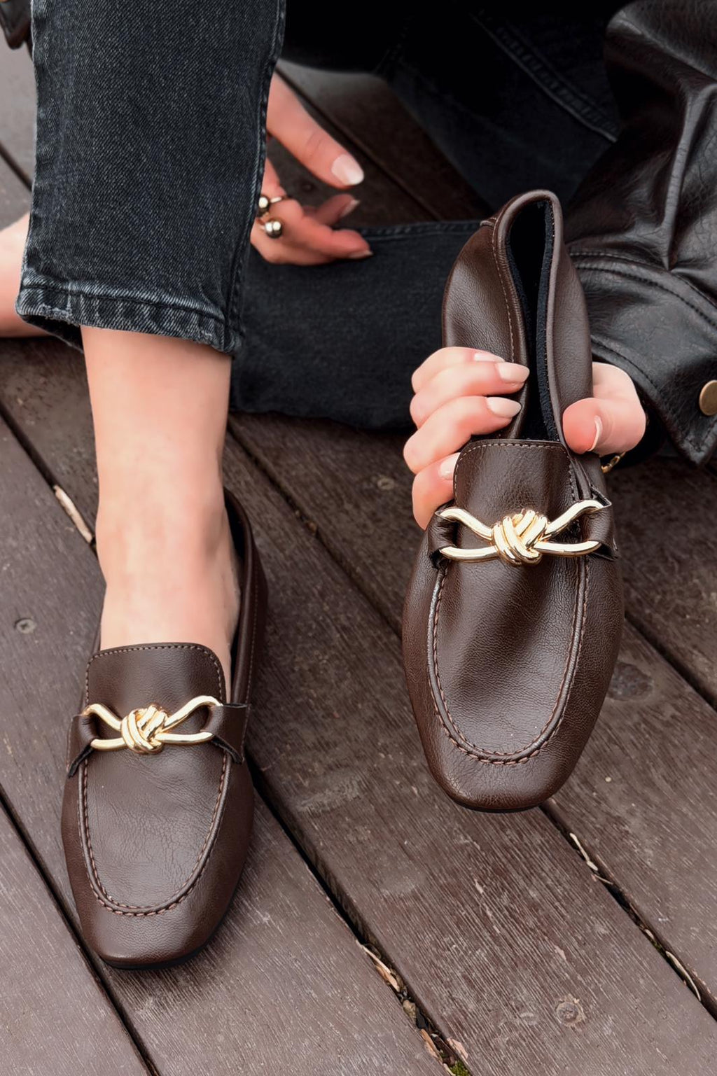 Avelis Women's Loafer Light Brown Faux Leather Bow Detail