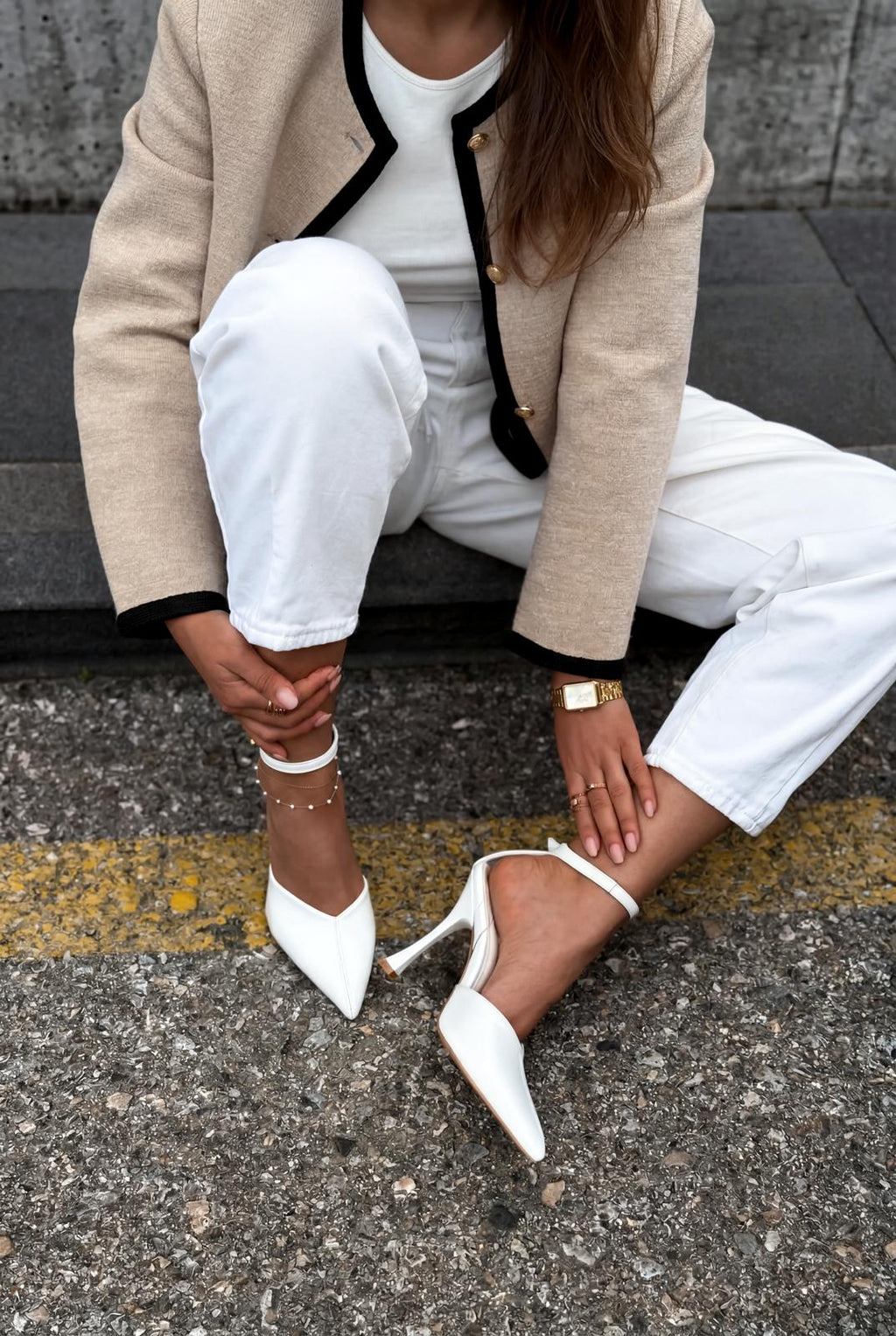 Rovire White Crinkled Patent Faux Leather Women's Stilettos