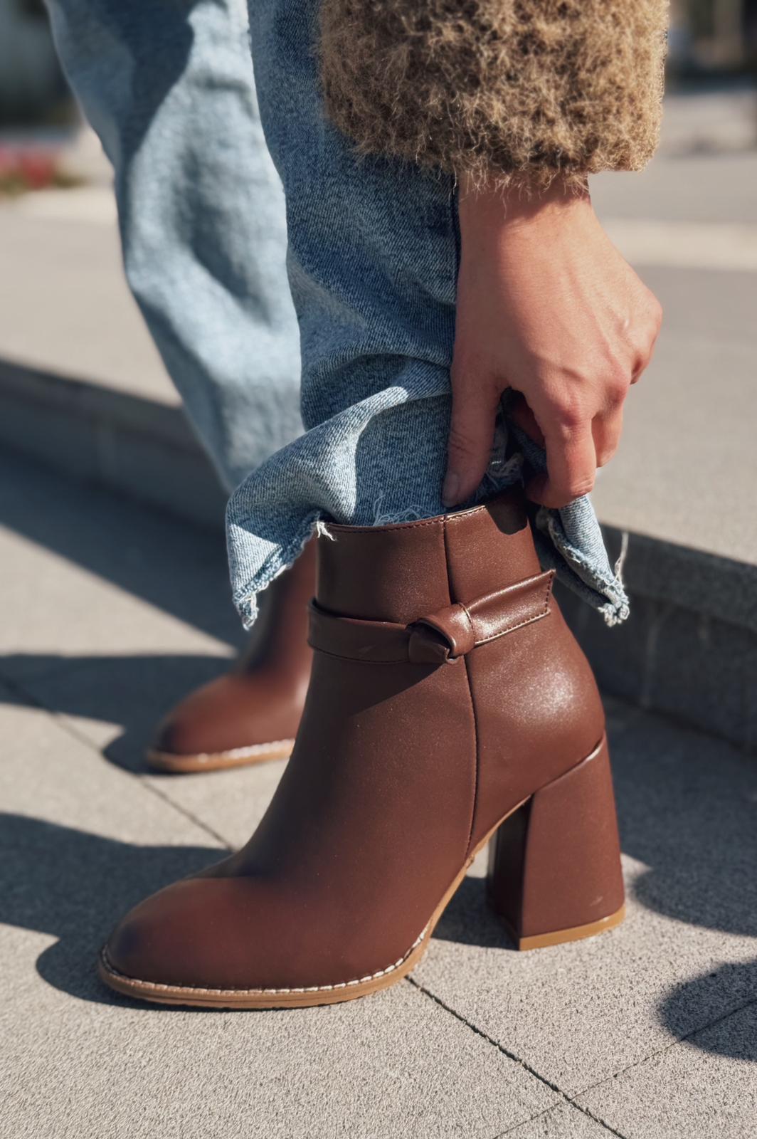 Oxsend Dark Brown Faux Leather Bow Detail Pumps Boots