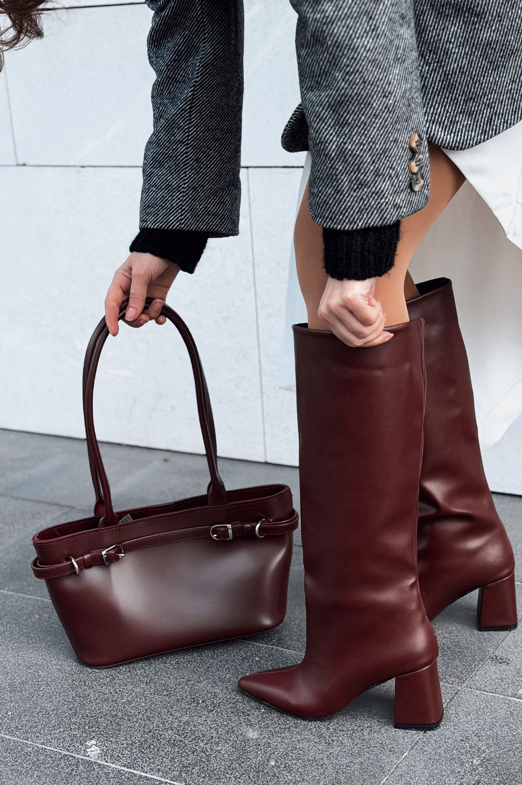 Aurin Shoulder Bag Burgundy Faux Leather