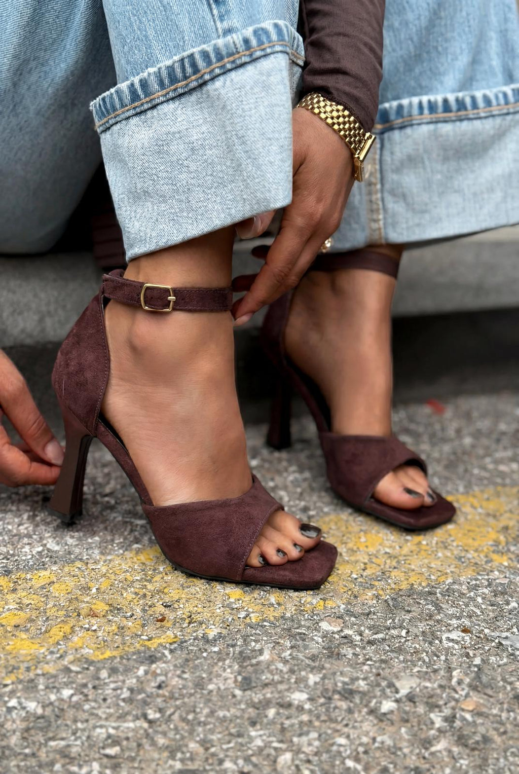 Arnel Light Brown Suede Women's Pumps Sandals