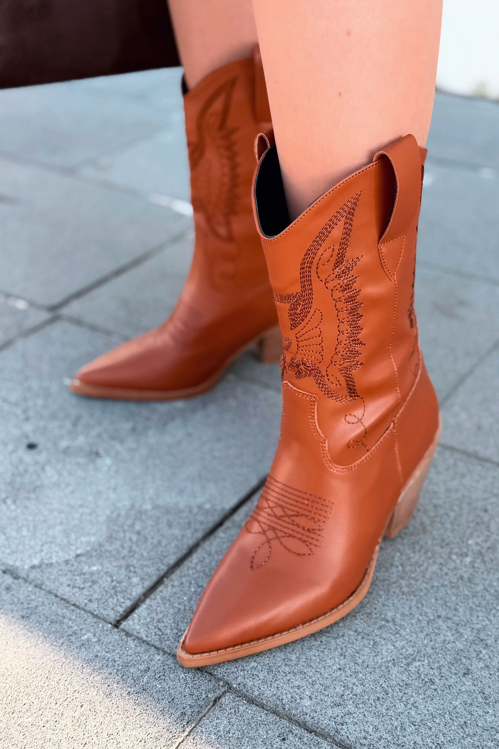 Slaine Women's Cowboy Boots Tan Faux Leather Embroidered