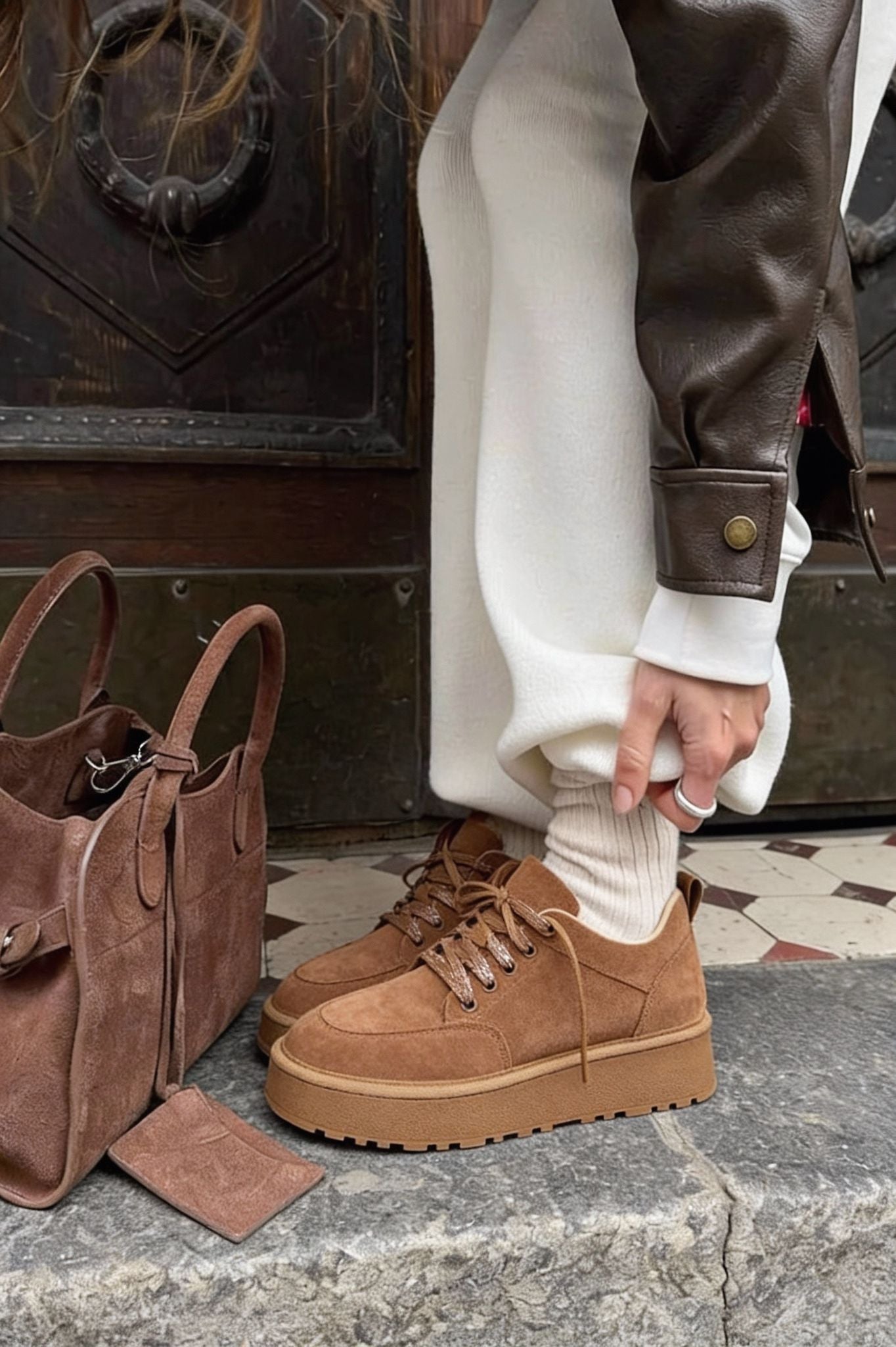Ruvo Tan Suede Women's Sneakers
