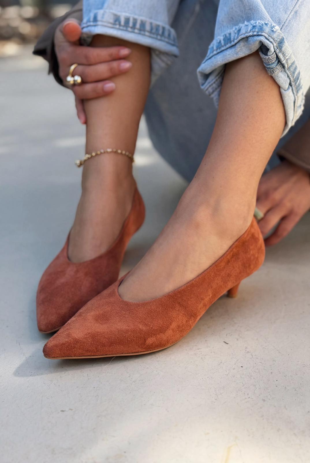 Seranis Tan Suede Women's Stilettos