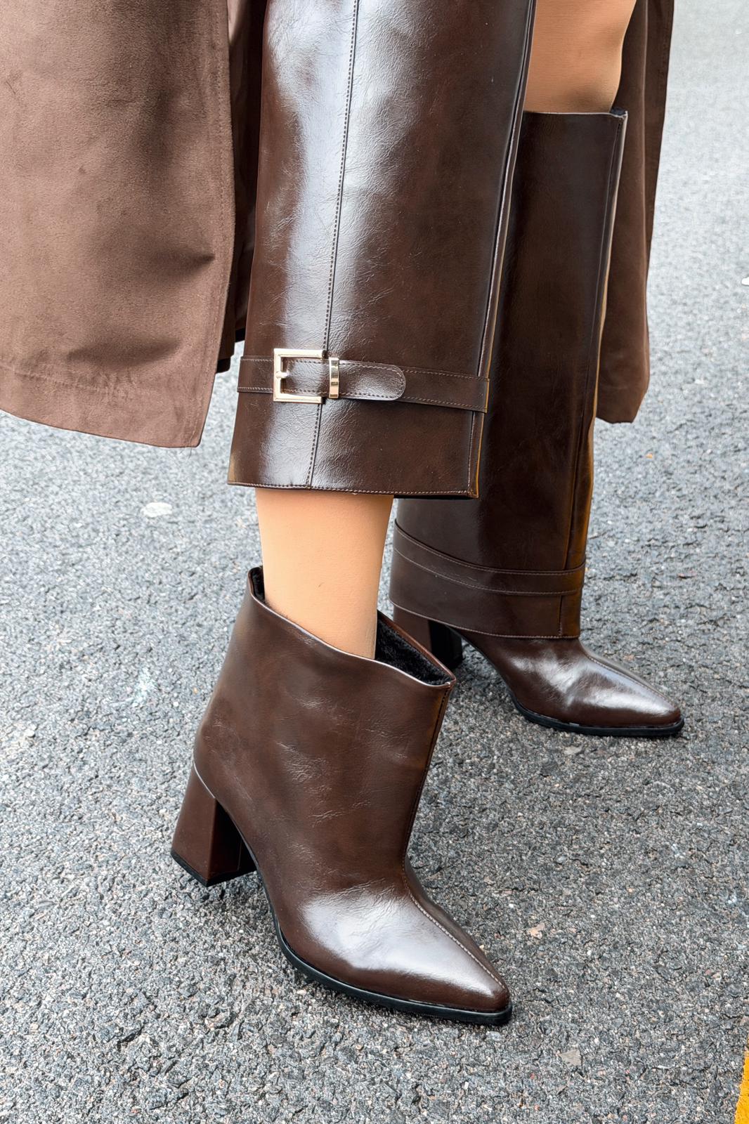 Lorimax Women's Tak-Çıkar Light Brown Patent Faux Leather Boots