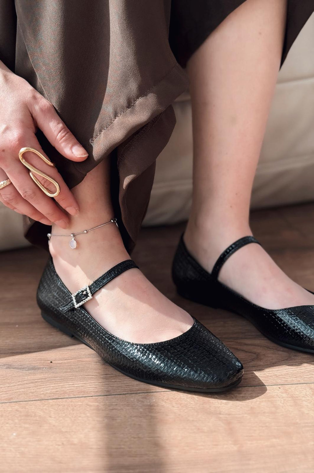 Edwons Black Patent Faux Leather Women's Flats