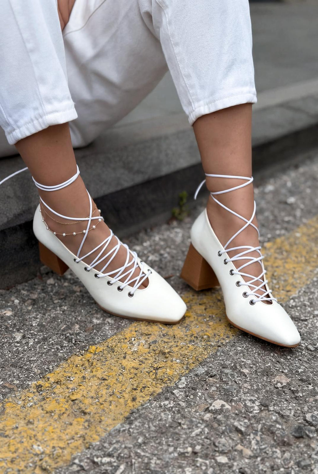 Temora White Faux Leather Women's Pumps