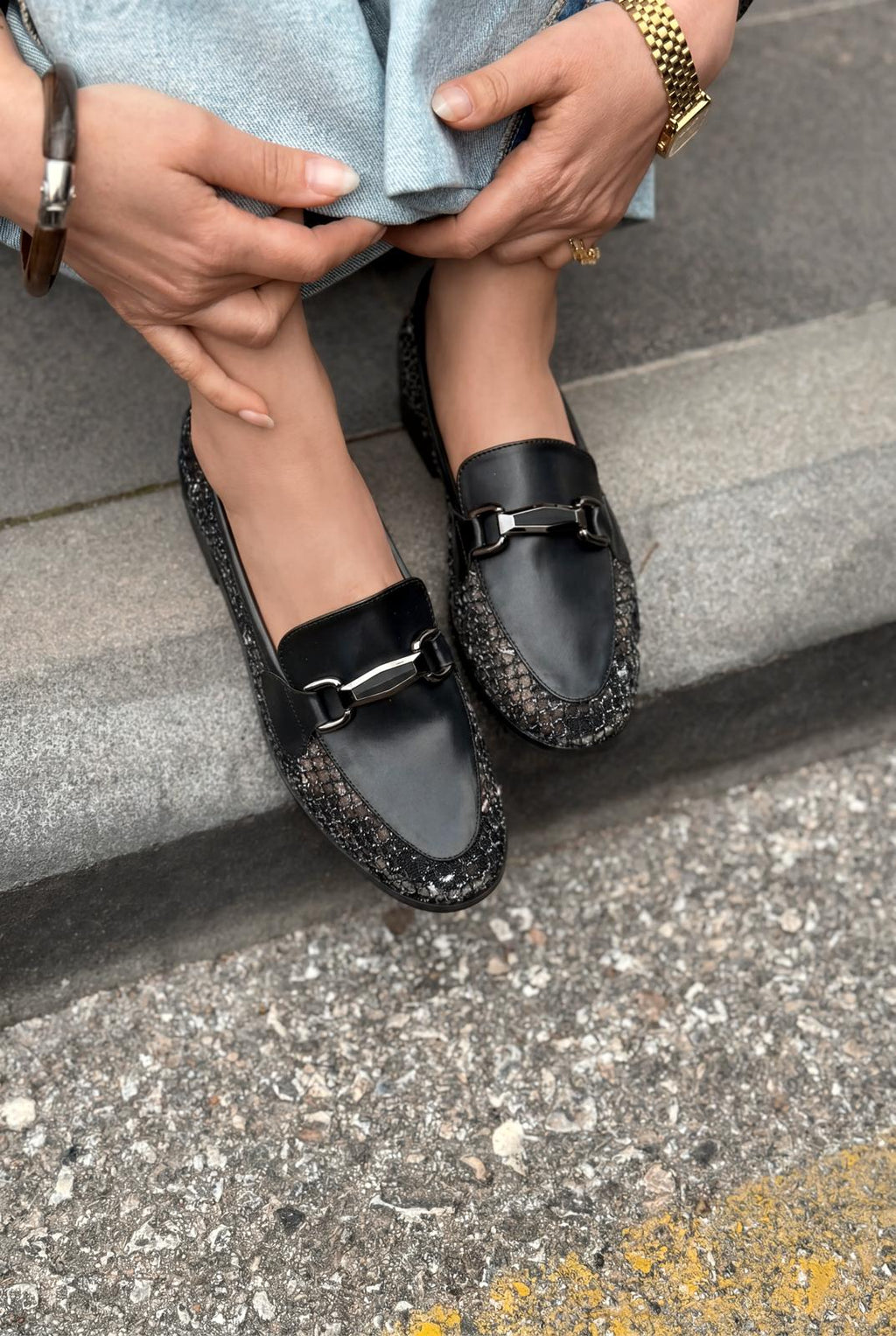 Delter Black Faux Leather Mesh Women's Loafers