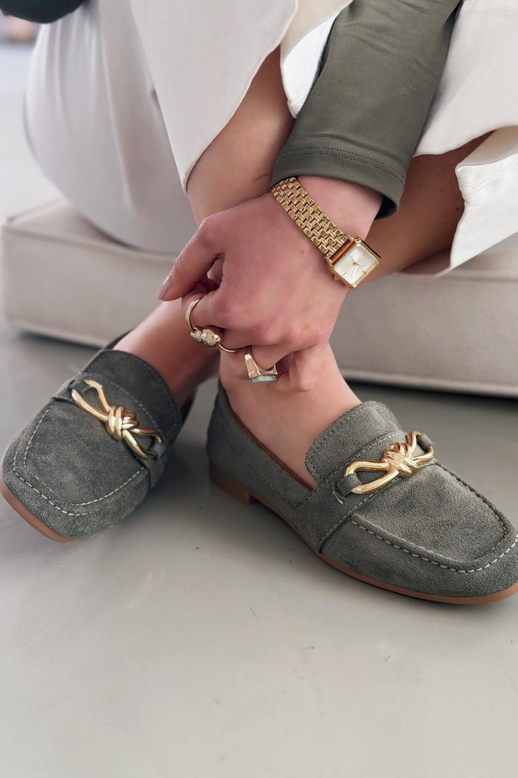 Avelis Khaki Suede Bow Detail Women's Loafers