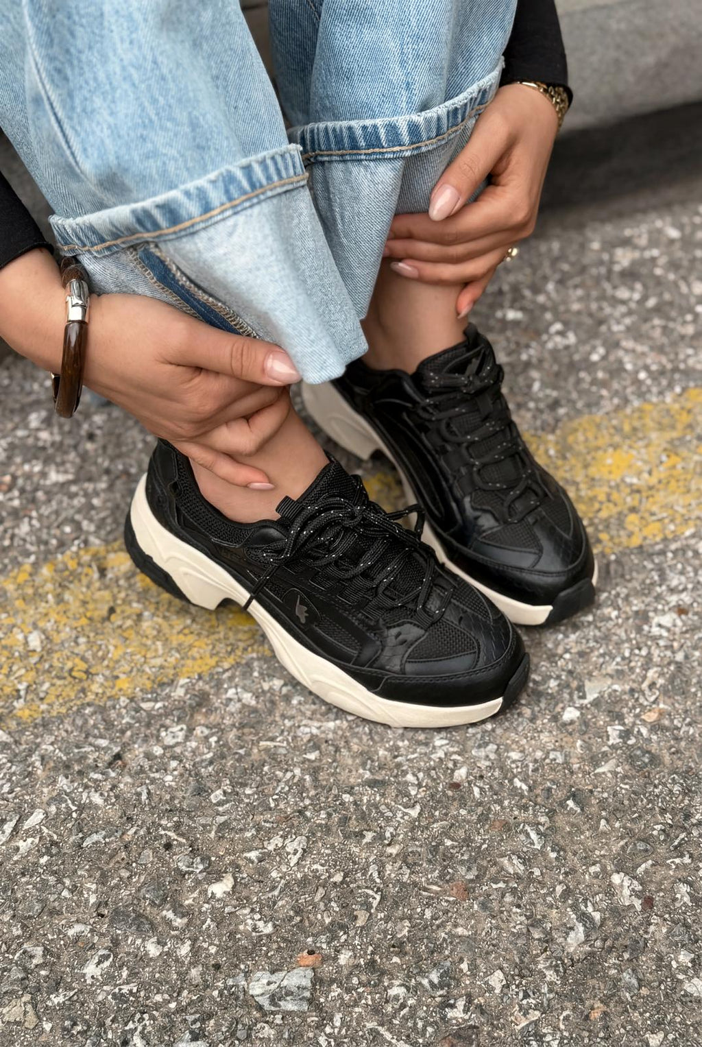 Norser Black Genuine Leather Women's Sneakers