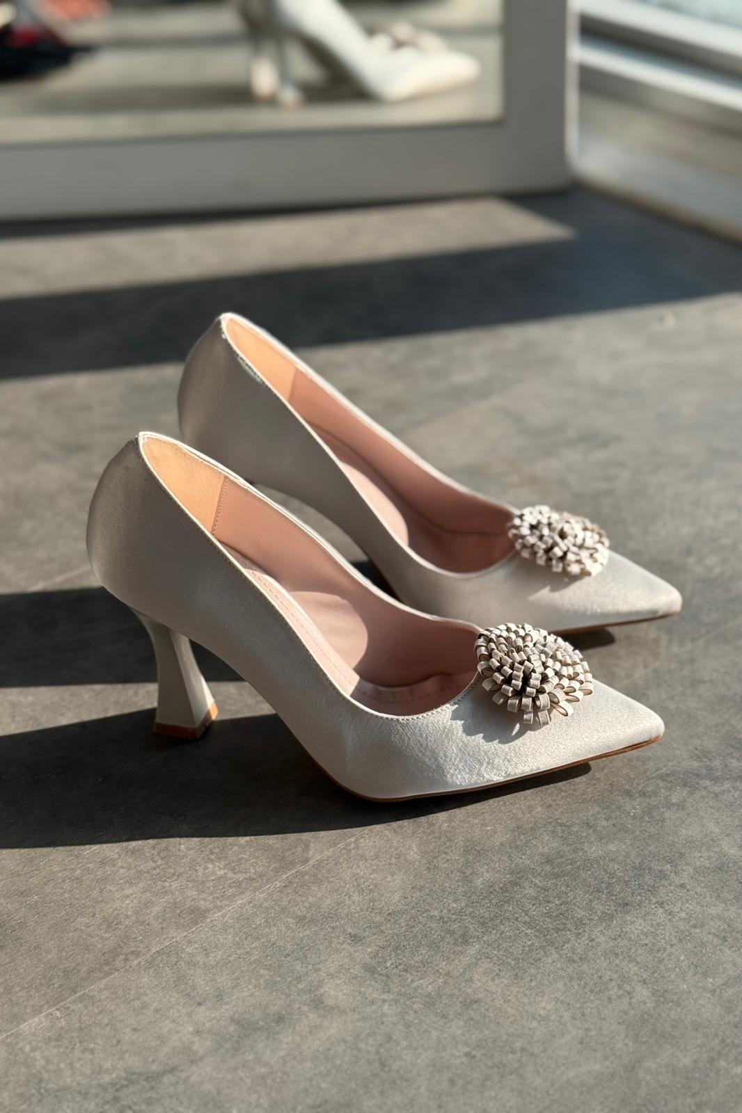 Fovira Silver Satin Women's Stilettos