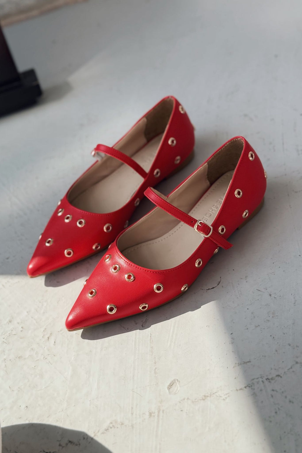 Zelix Red Faux Leather Women's Studded Flats