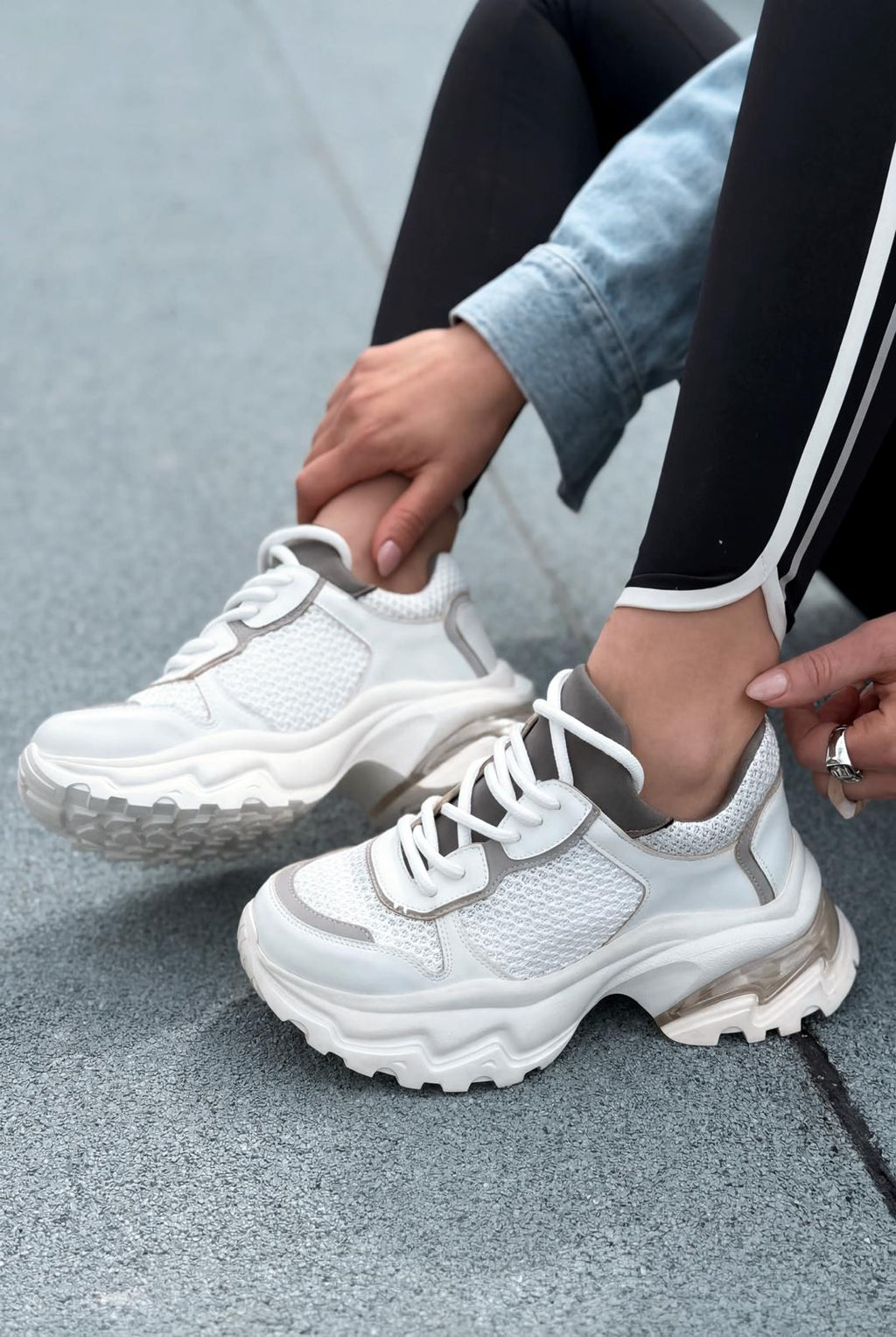 Meris Gray Women's Sneakers