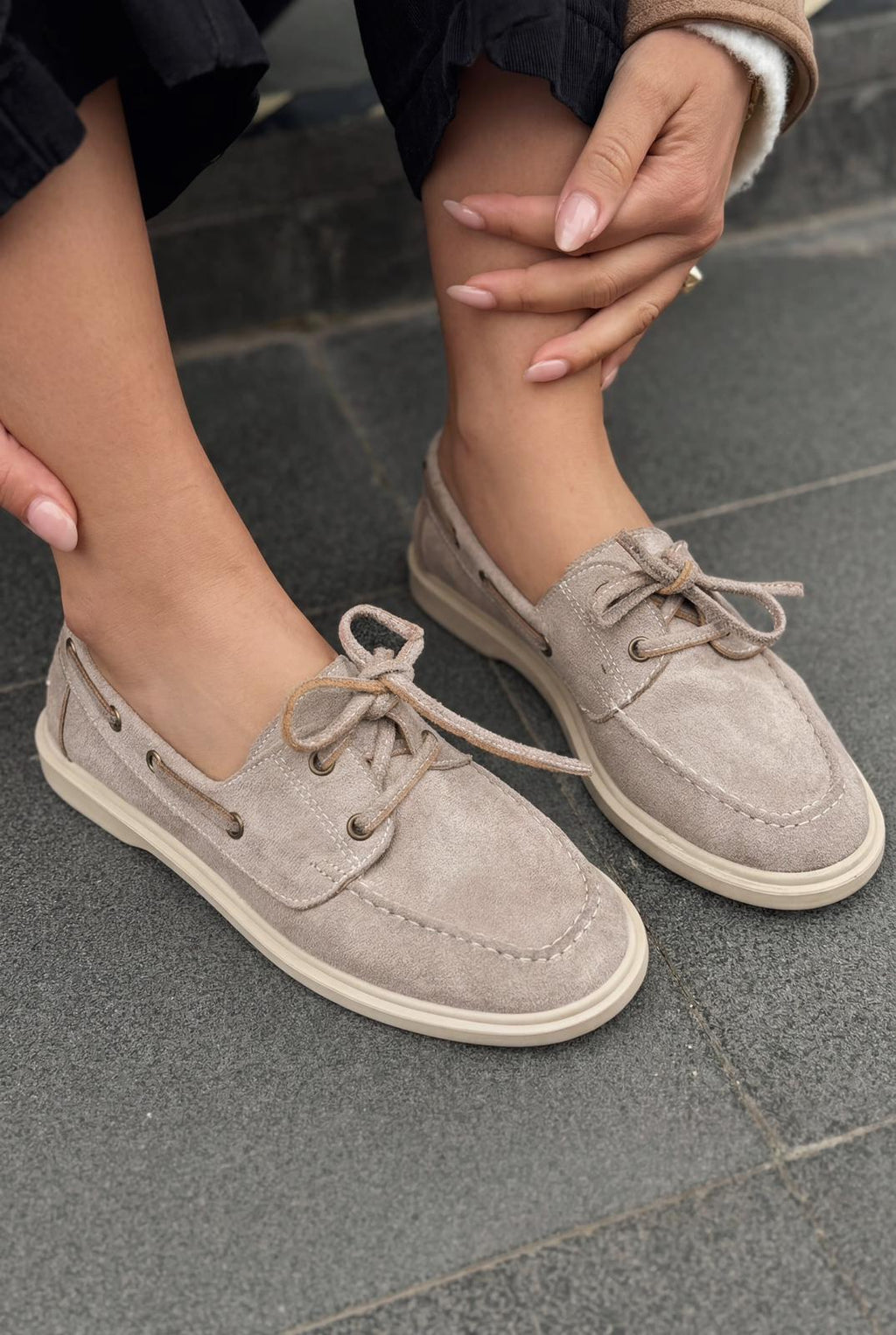 Morin Taupe Suede Women's Oxford Shoes