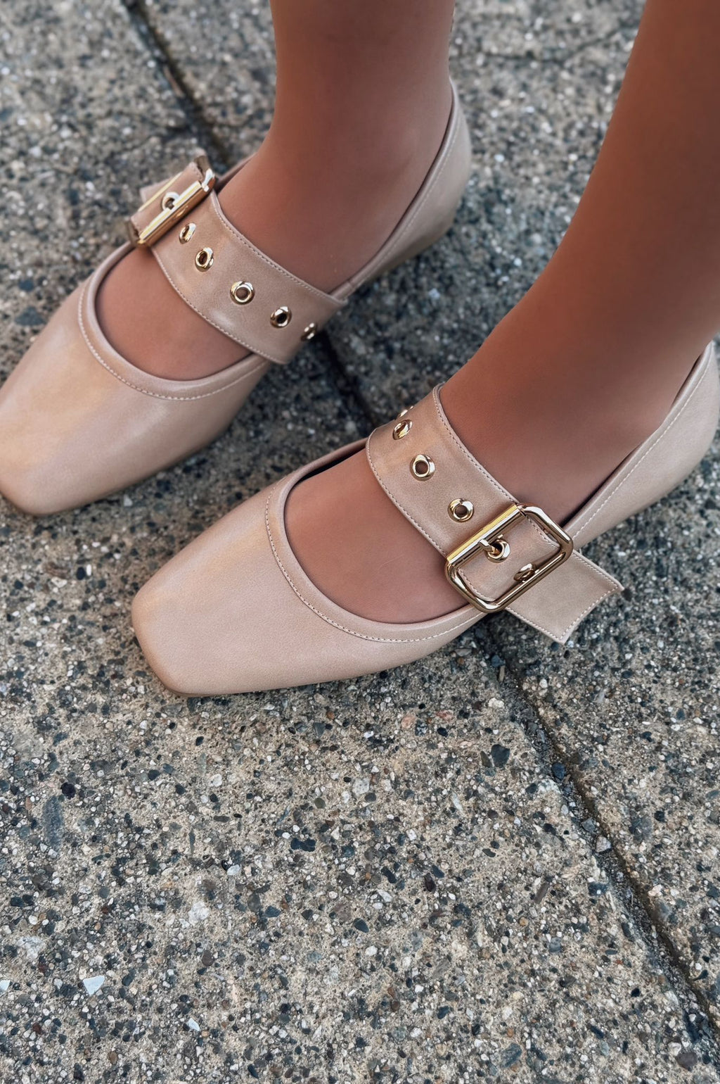 Halvor Nude Faux Leather Women's Flats