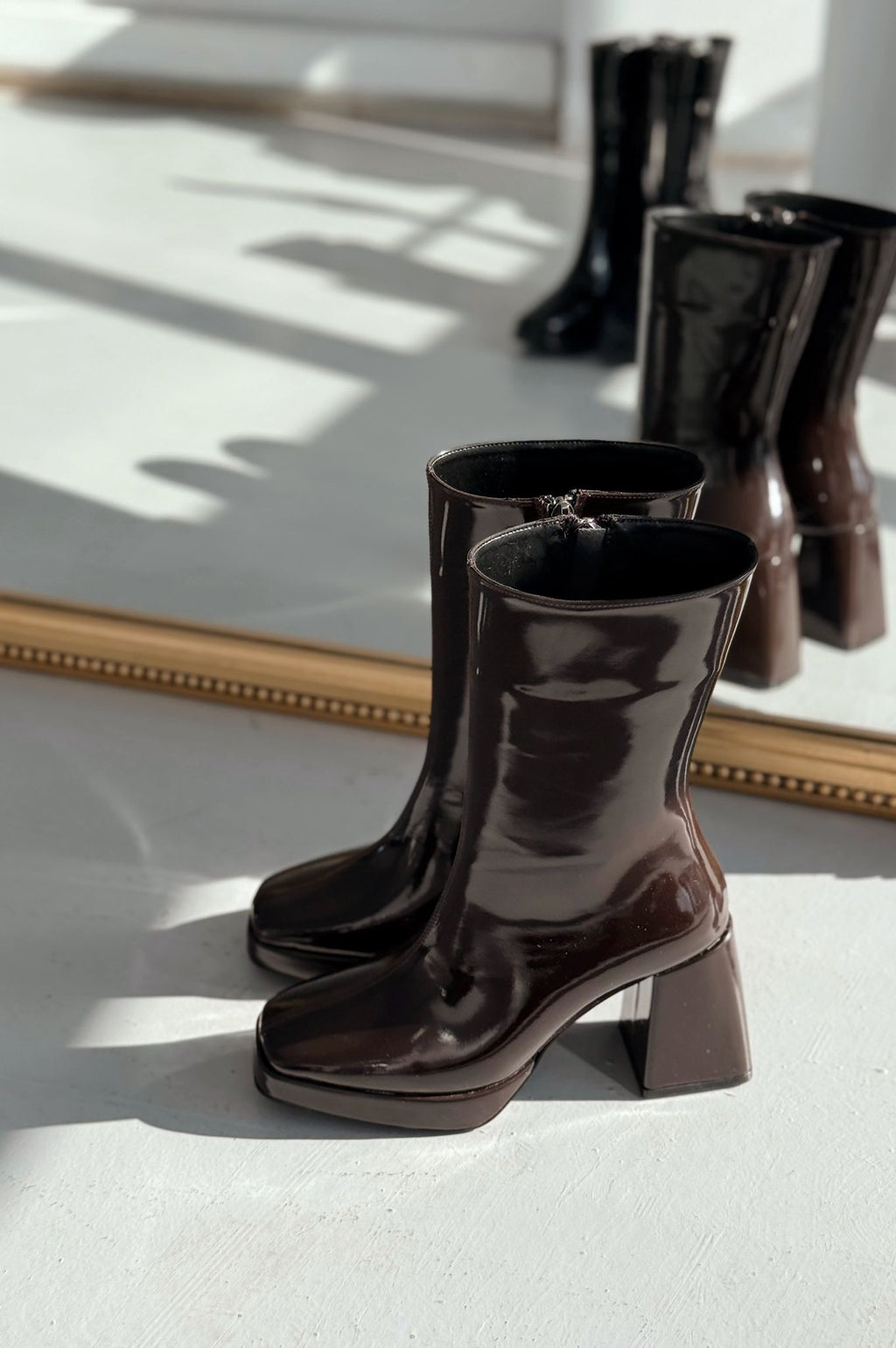Polinca Patent Faux Leather Platform Dark Brown Women's Boots