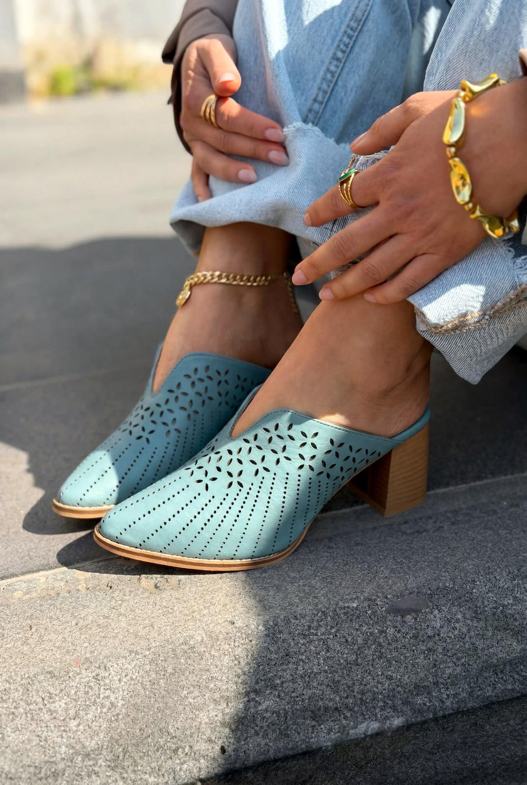 Noravina Blue Genuine Leather Pumps