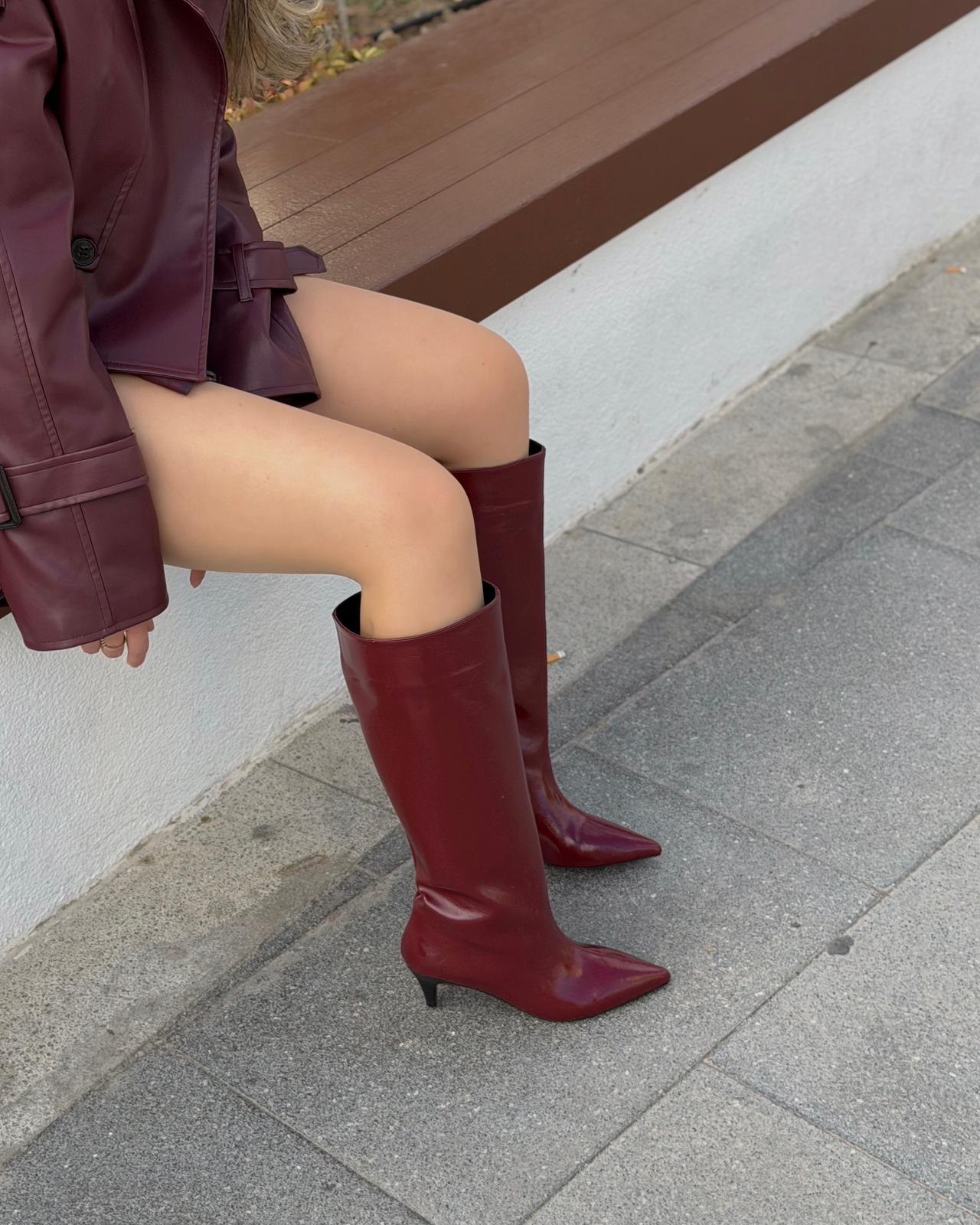 Remni Women's Bordeaux Crinkle Patent Faux Leather Boots