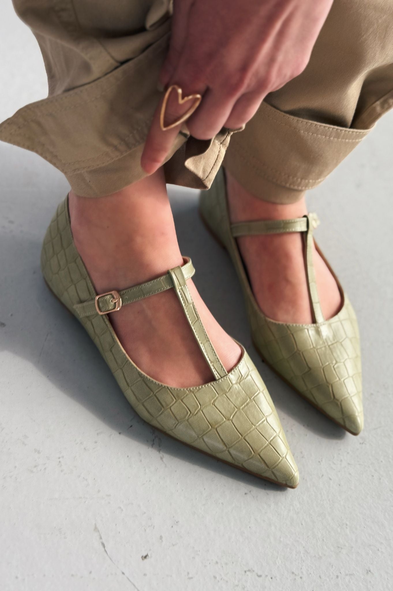 Cormel Mint Faux Leather Croc Detail Women's Pumps
