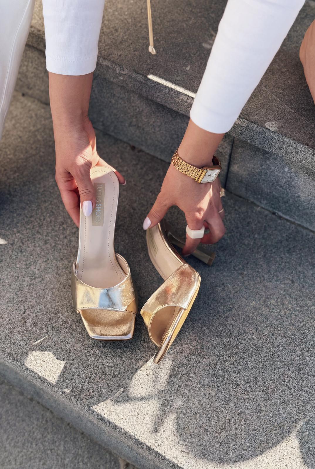 Sorel Gold Faux Leather Women's Pumps